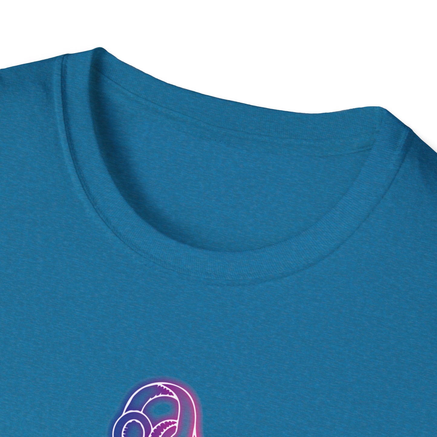 Pastel Gaming Icons T-Shirt — Cute Vaporwave Controller & Skull Tee